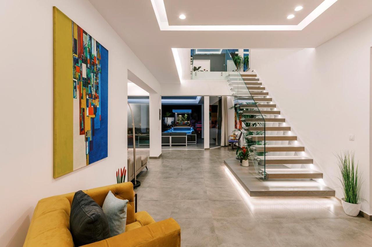M Mansion Villa Pefki  Bagian luar foto